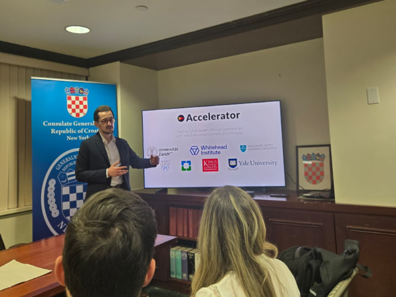 Jagunović na predavanju u NYC. Foto: Croatians Online